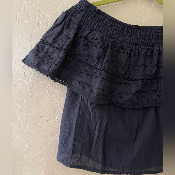 Off the shoulders tops bundle - Picture 4 of 4